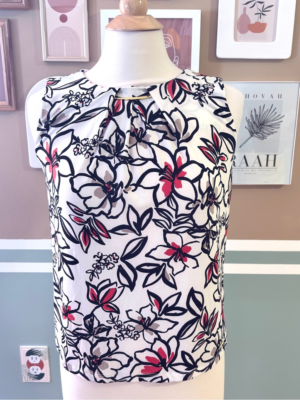 Calvin Klein Sleeveless Floral Pleat Neck Top